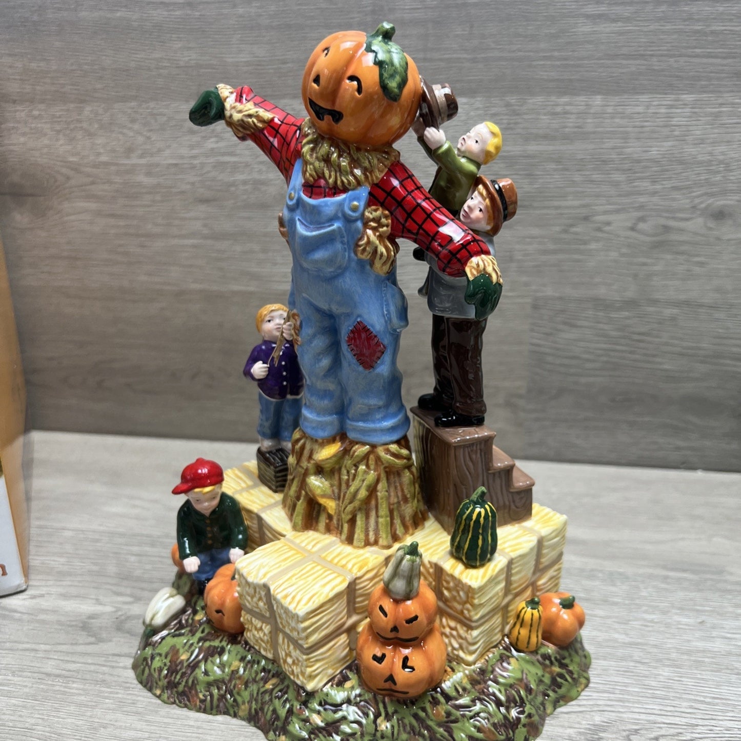 Dept 56 9" Building the Scarecrow Figurine Fall Halloween Village Decor