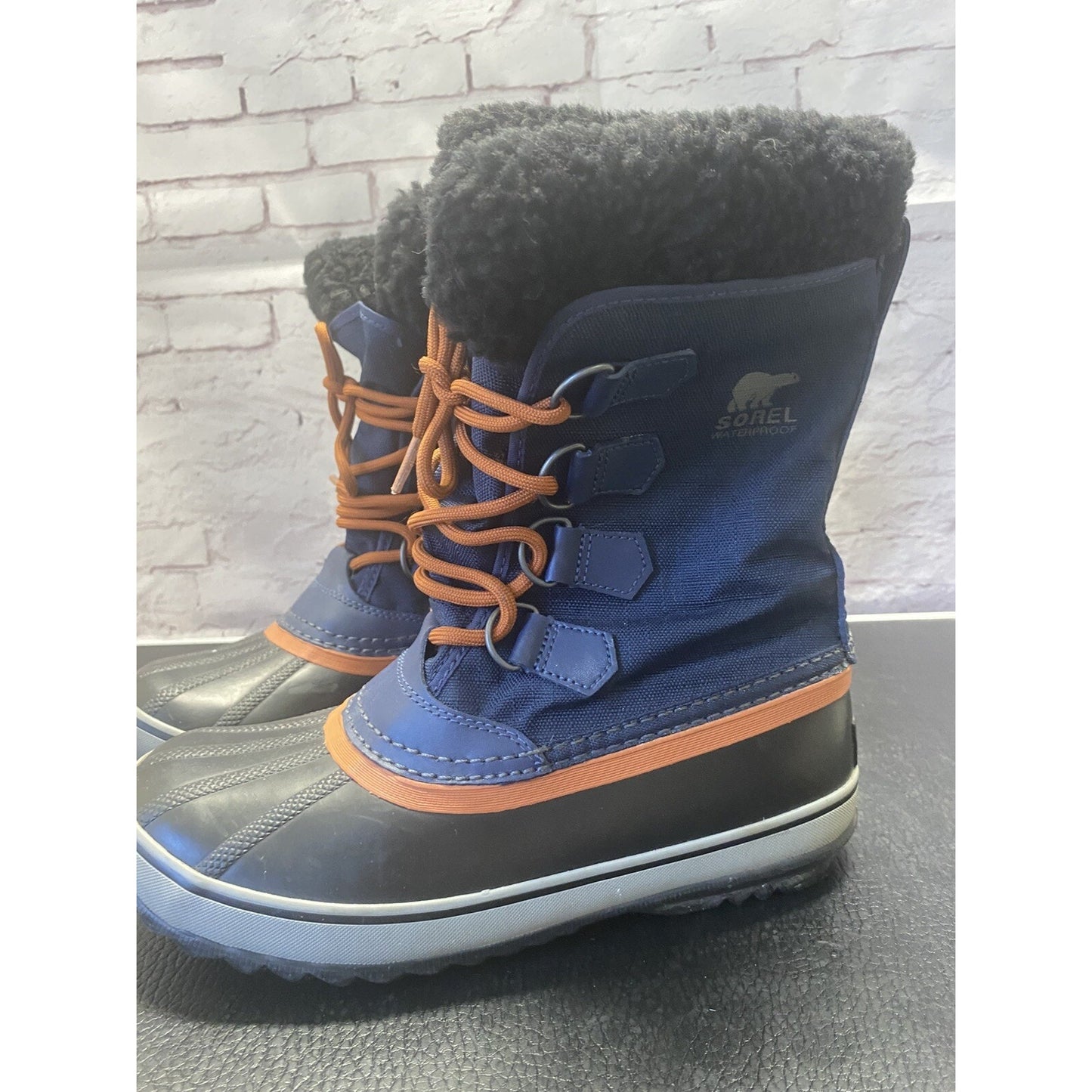 Sorel Winter Boots Nylon Upper Rubber Base Insulated SZ 7 US Great Cond.