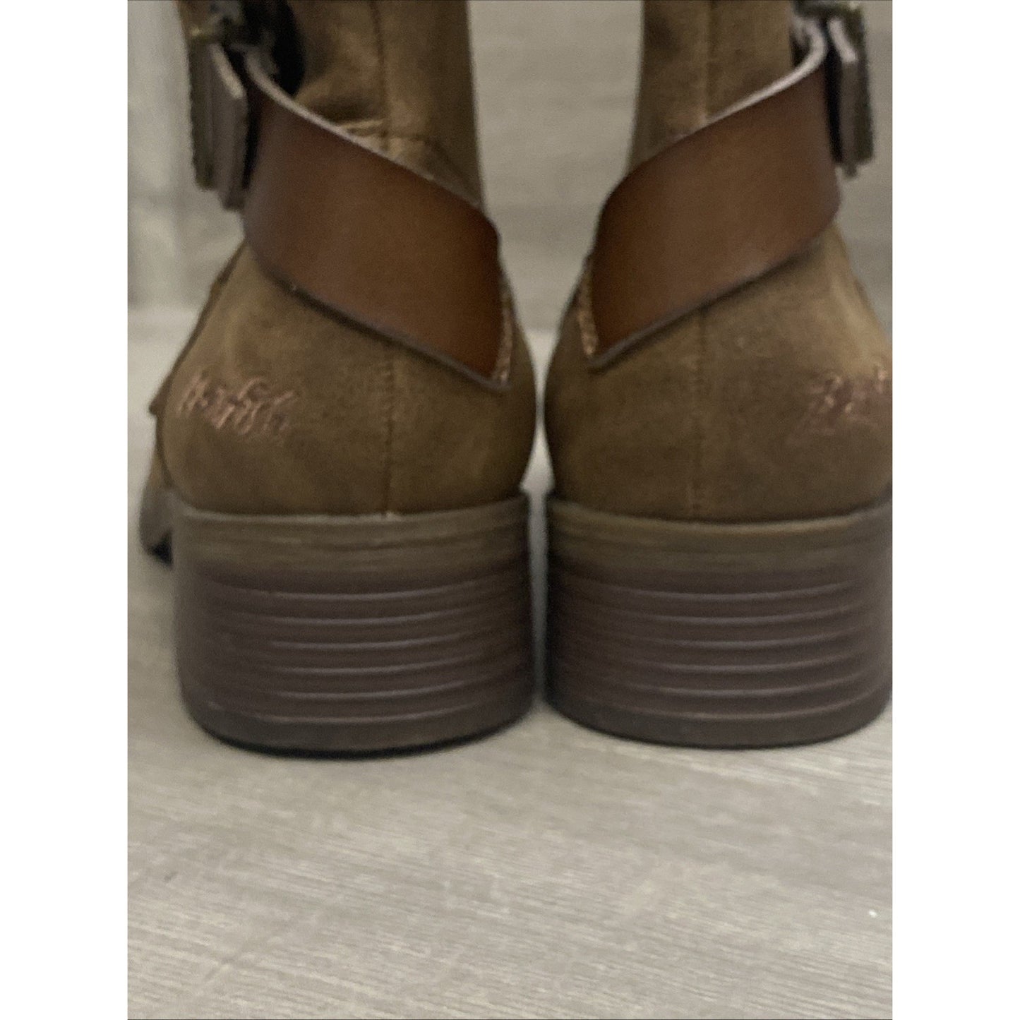 Blowfish Booties Size 7 Tan w Brown Straps & Side Zip Heels Comfort Souls