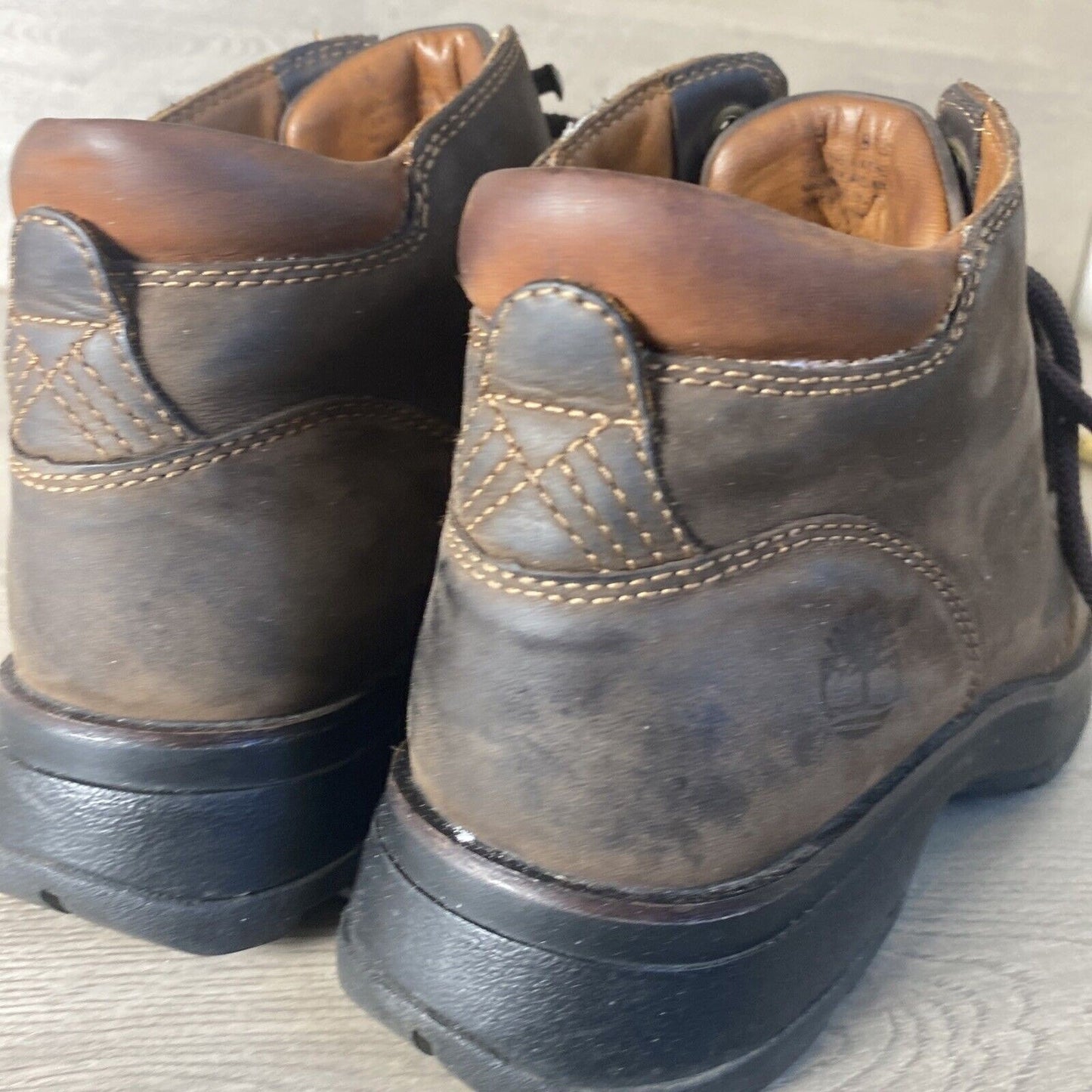 Timberland 87305 Leather Devito CHKA Chocolate Leather Boots Women’s 9 W/ Box