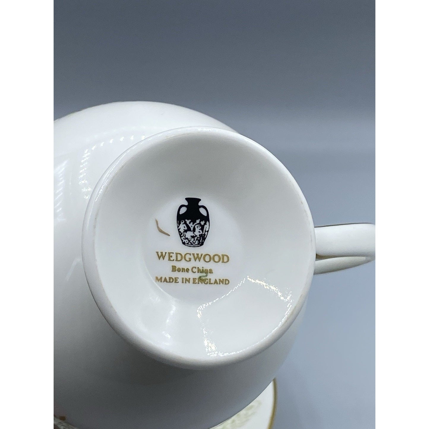WEDGWOOD Green Medina Teacup & Saucer Set