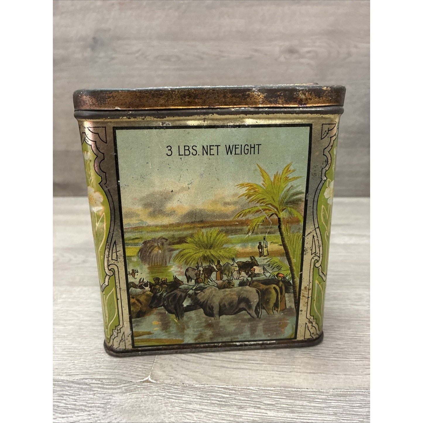 VINTAGE CIRCA 1930S THOMAS J. LIPTON CEYLON 3 LB. TEA TIN
