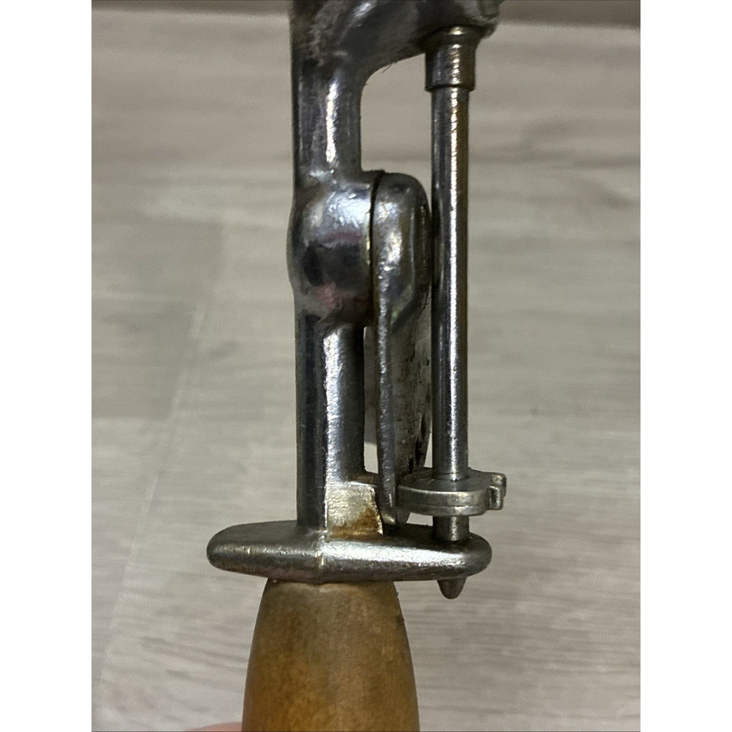 VINTAGE HAMILTON BEACH MODEL 40 ICE CREAM SCOOP