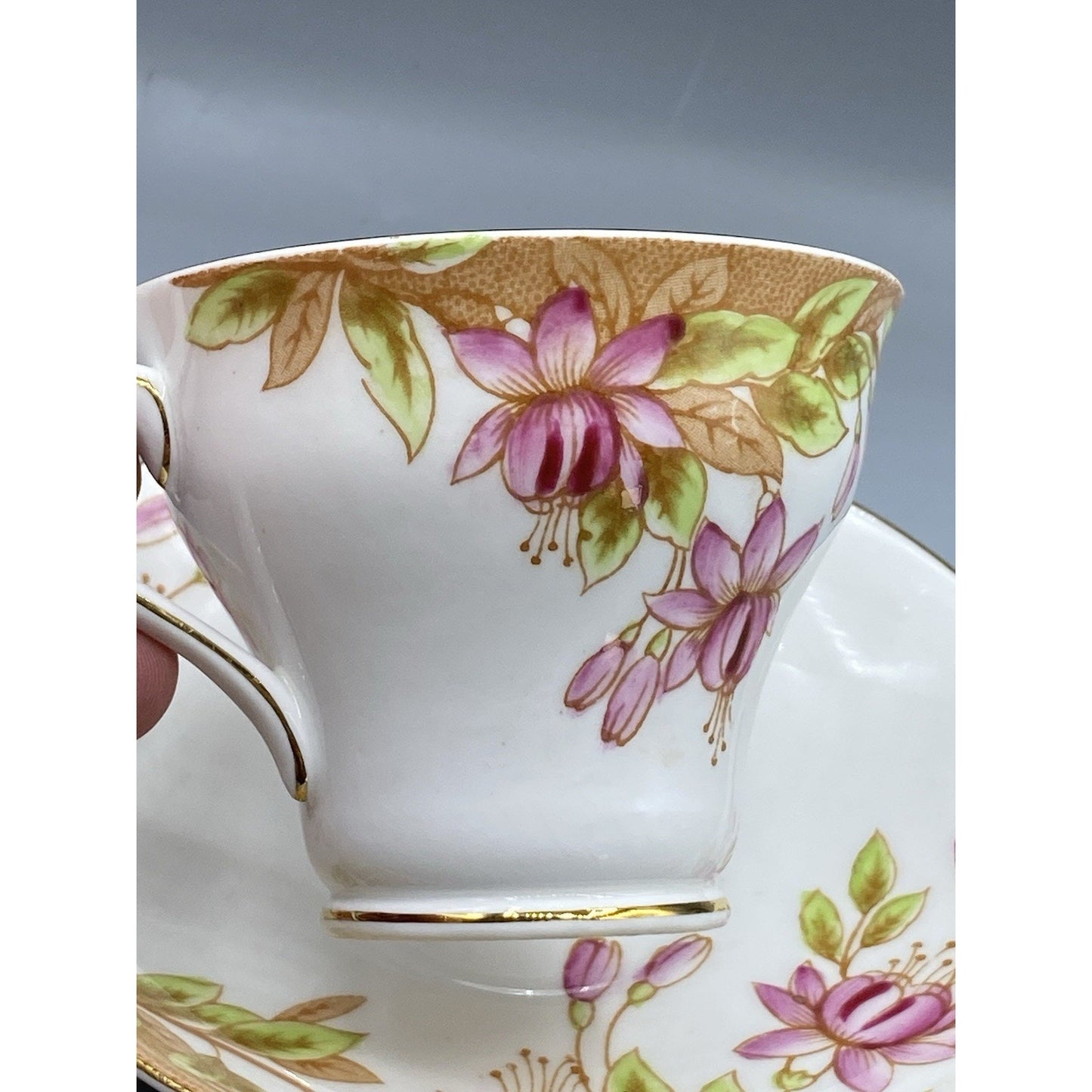 Lovely Rosina Pink Fuchsia Fine Bone China TeaCup & Saucer Made in England #4943