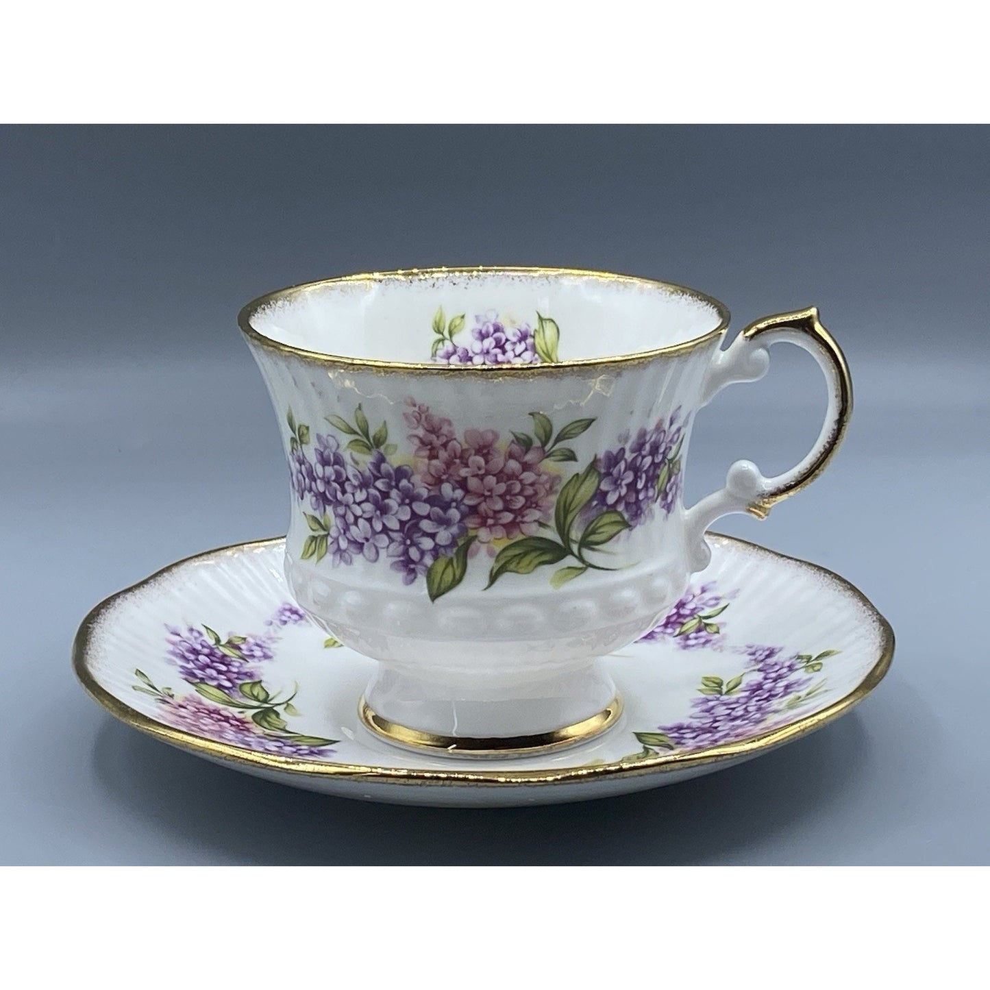Elizabethan Floral Purple Pink Floral W/ Gold Rim Teacup Saucer Set