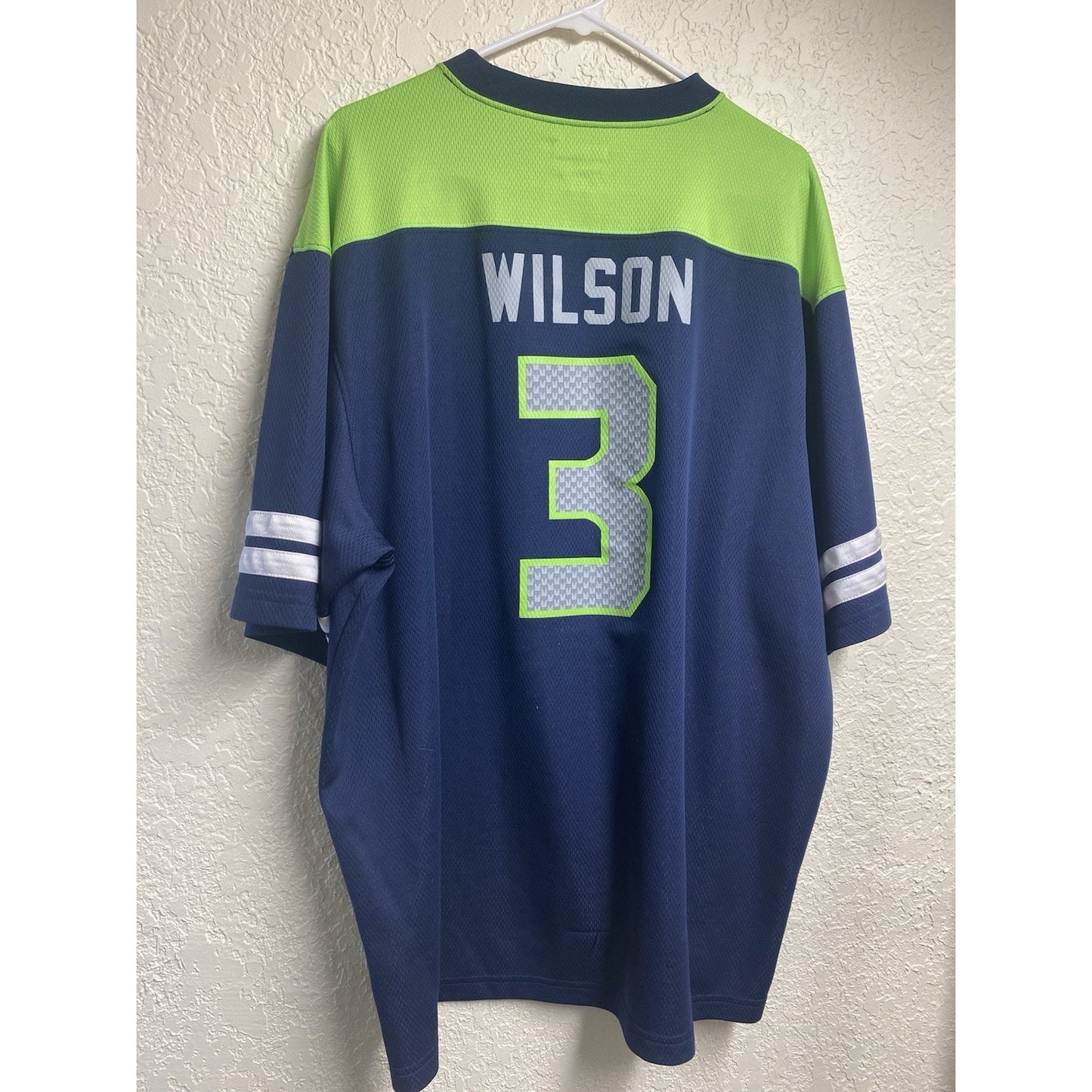 RUSSELL WILSON #3 SEATTLE SEAHAWKS Majestic Mens NFL Jersey Shirt Size Xl