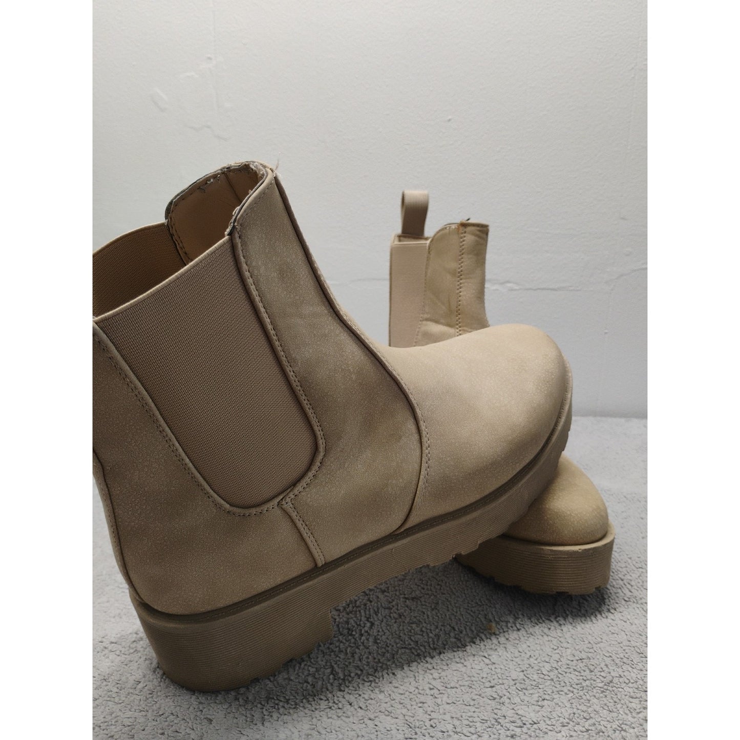 Dirt Laundry Boots Size 7.5