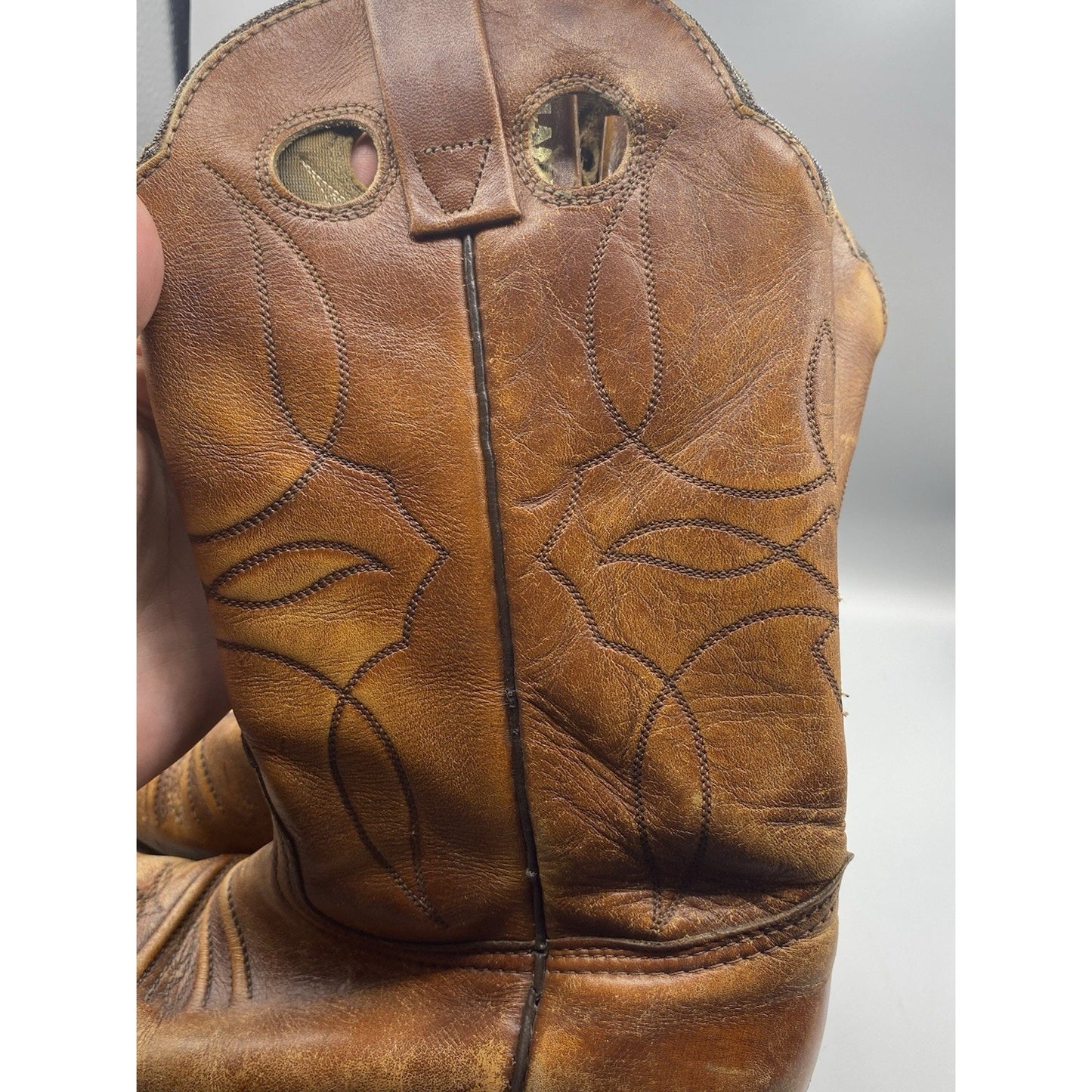 Vintage Durango 7330 SZ 6M Distressed Cowboy Boots