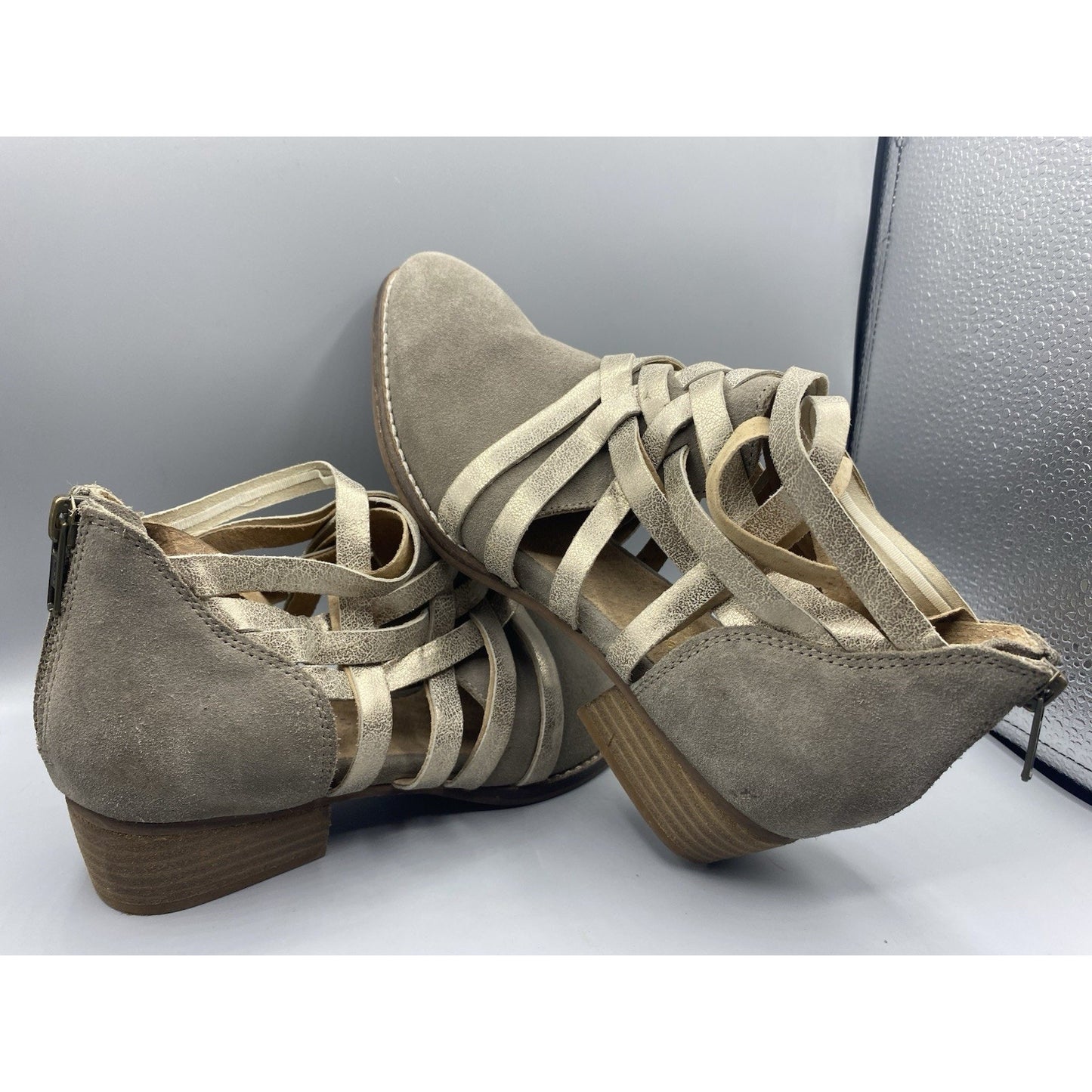 Seychelles So Blue Bootie (Taupe Suede/Platinum) Women's Boots, SZ 7