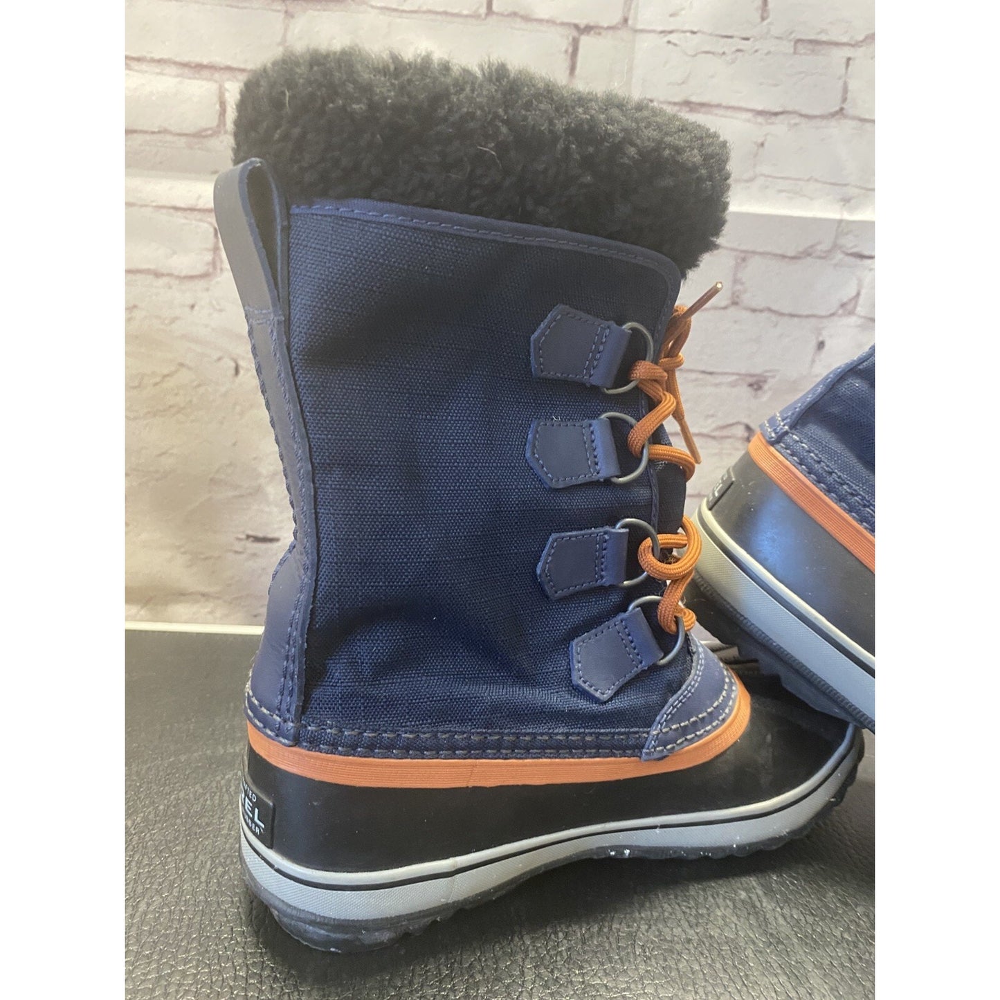 Sorel Winter Boots Nylon Upper Rubber Base Insulated SZ 7 US Great Cond.