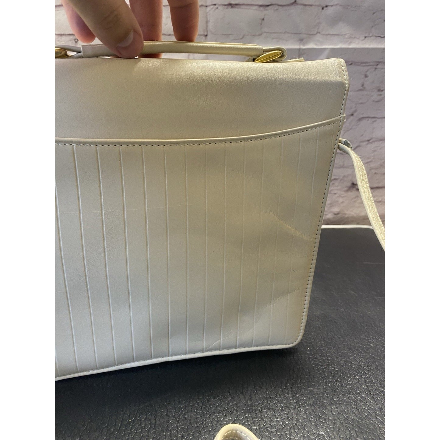 Marco Avane Purse Thin Crossbody Closure Handbag