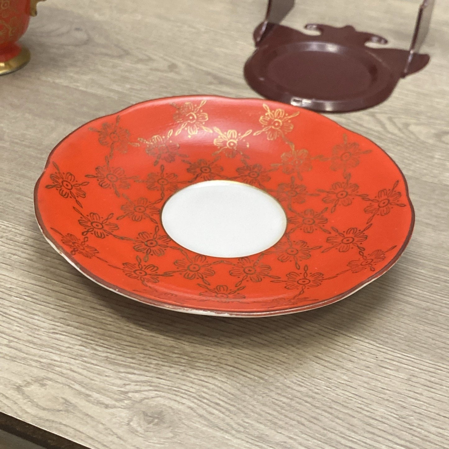 VTG Norcrest Teacup & Saucer Manderin Red 7/33 W/ Gold Scalloped & Floral Design