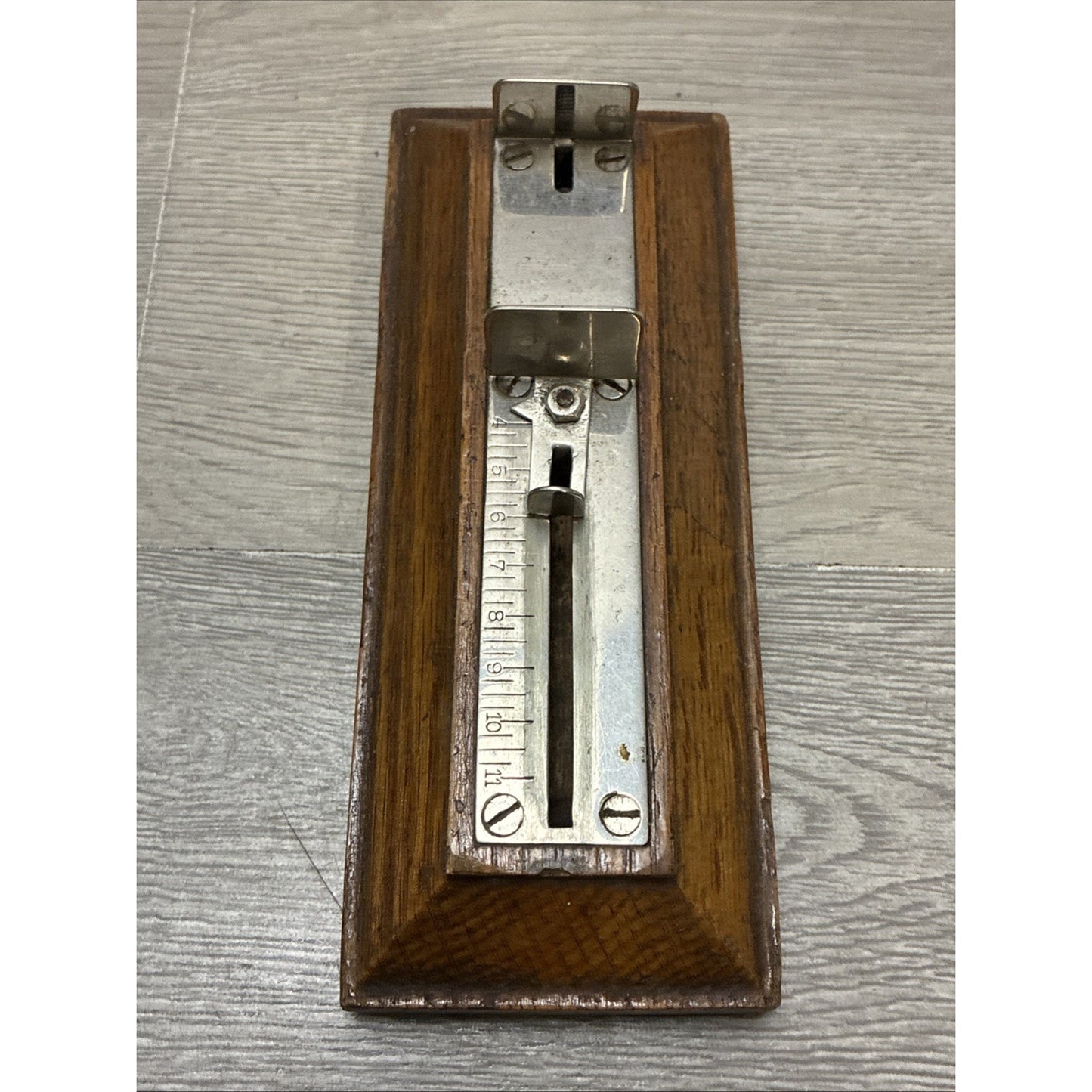 Primitive Retail Store Hand Measuring Glove? Device W/ Instructions On Back