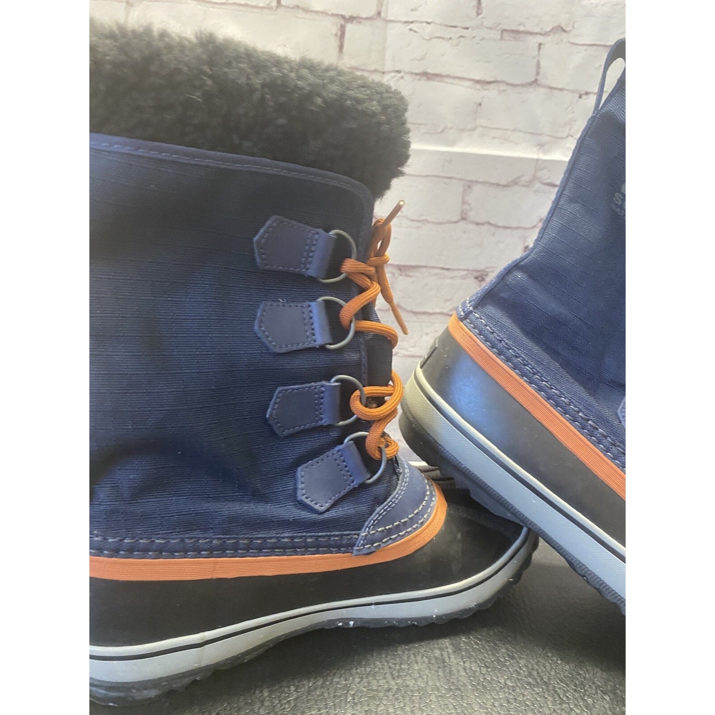 Sorel Winter Boots Nylon Upper Rubber Base Insulated SZ 7 US Great Cond.