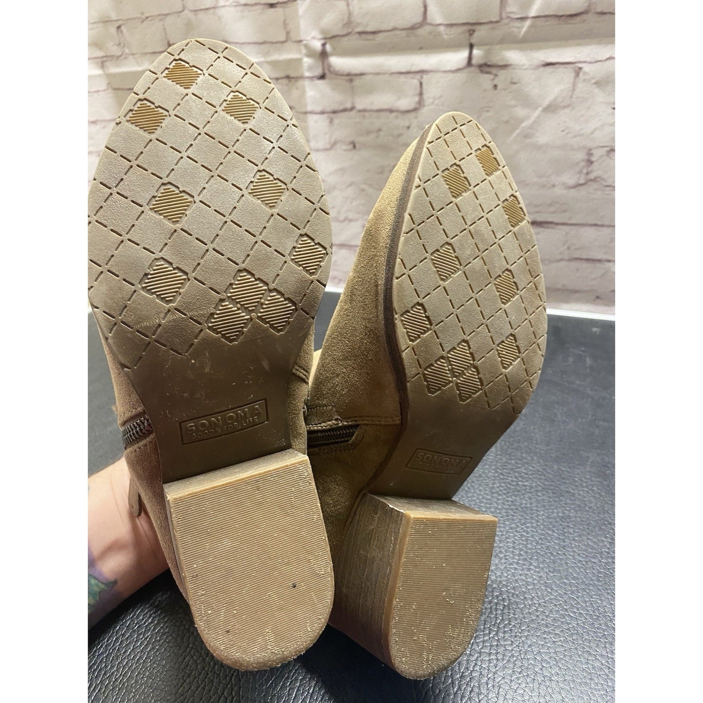 Sonoma Vitalize Ortholite Women's Ankle Boots Sz 8W Studded Taupe Brown