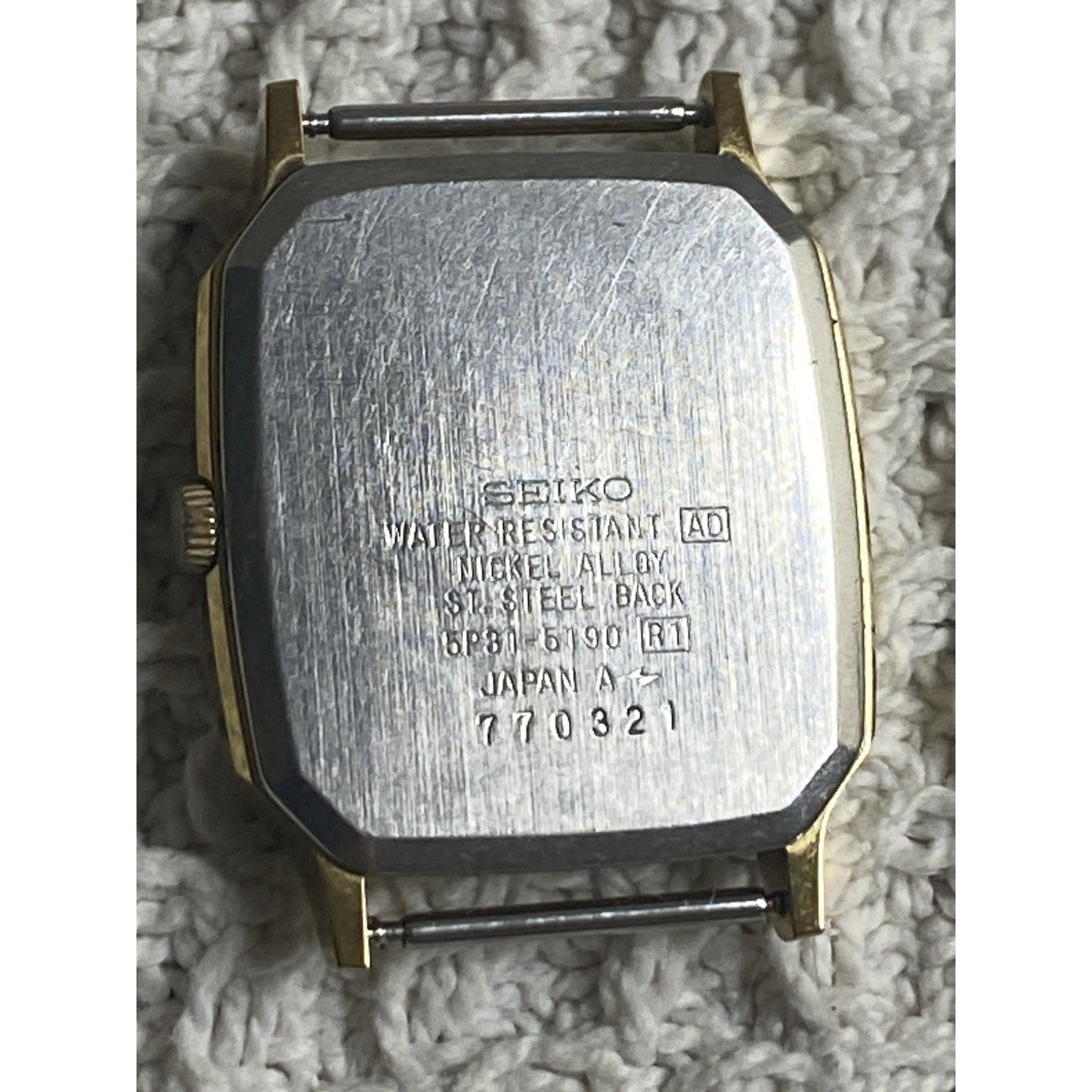 Vintage SEIKO Chariot 5P31-5190 Gold Men's Quartz Watch From JAPAN