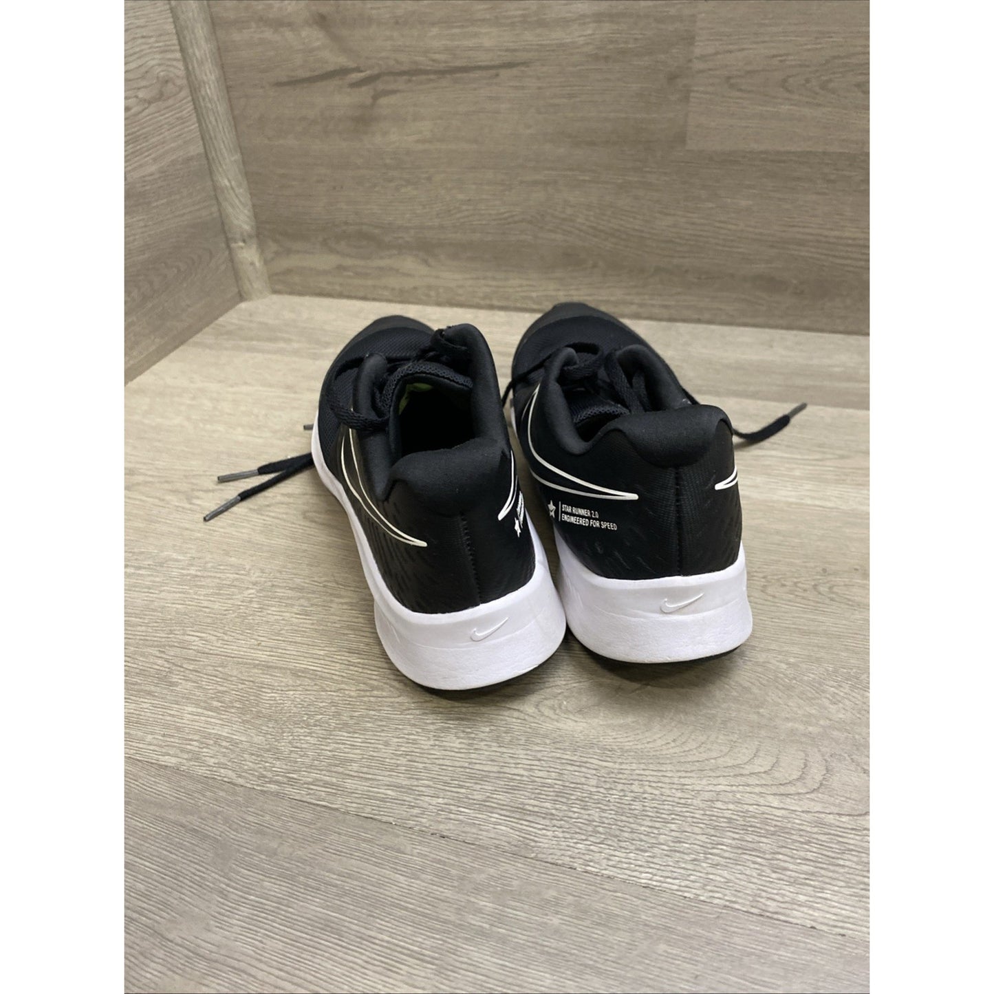 Nike Black Star Runner Black and White Running Shoes 4Y