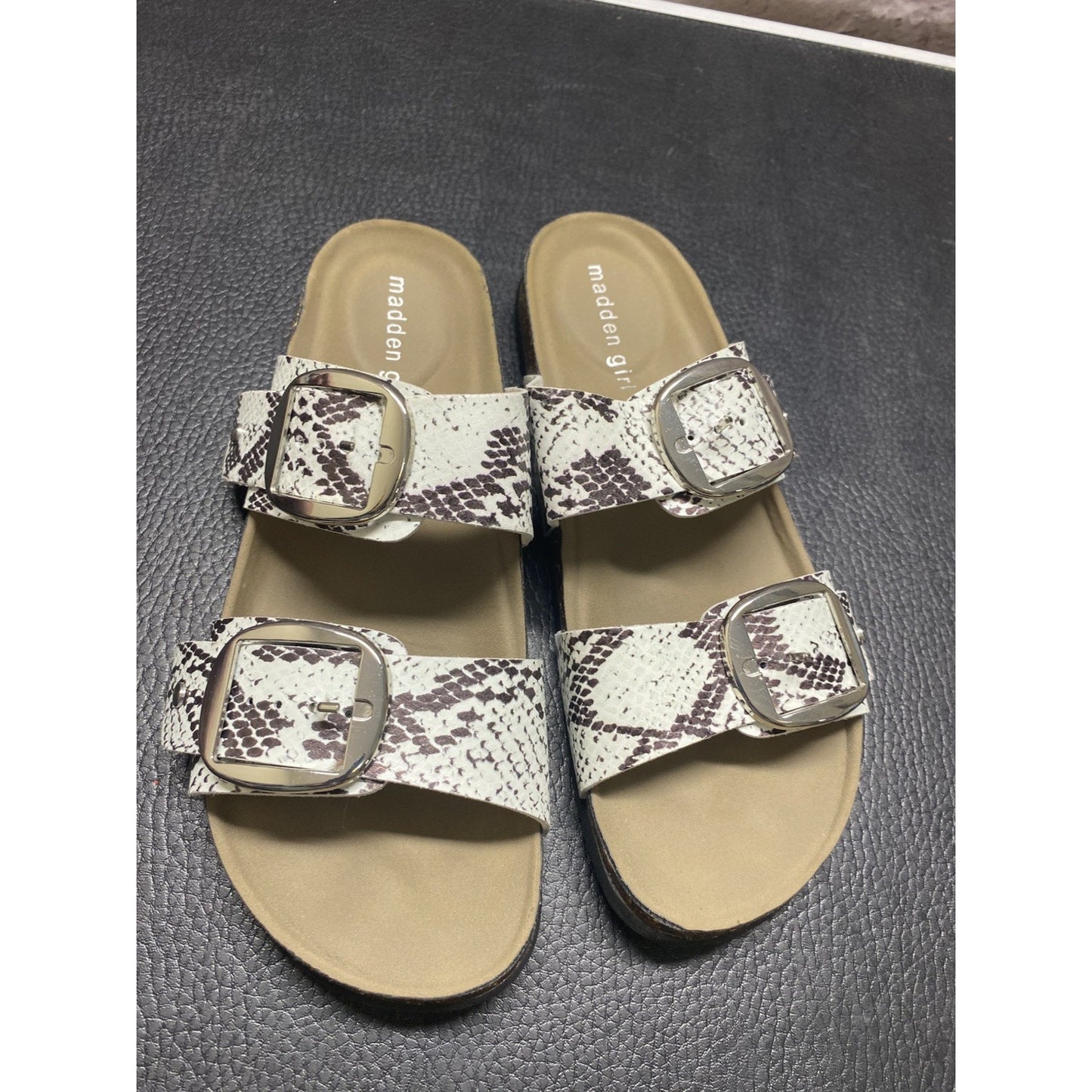 Madden Girl Sandals 🩴 8M Slides Women’s Snakeskin Print Buckle Footbed Open Toe