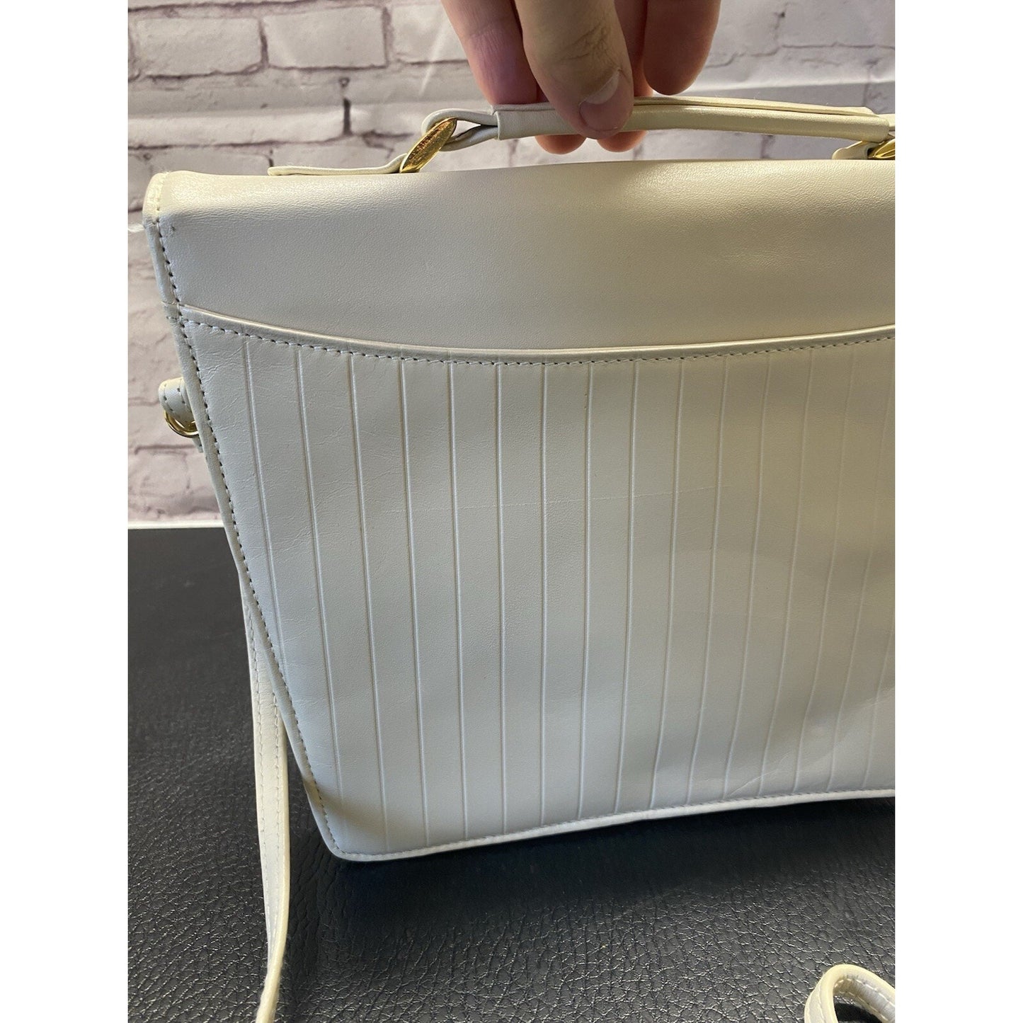 Marco Avane Purse Thin Crossbody Closure Handbag