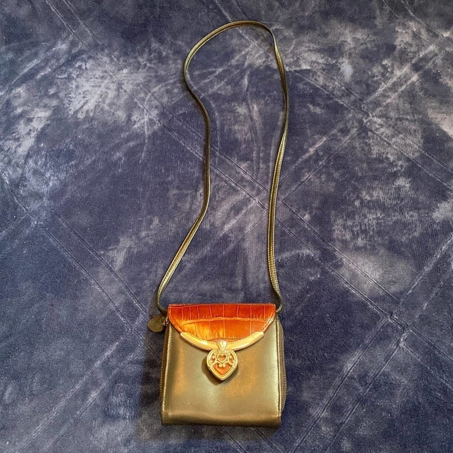 Vintage Black & Red Leather Folding Wallet Purse with Silver Heart Embellishment