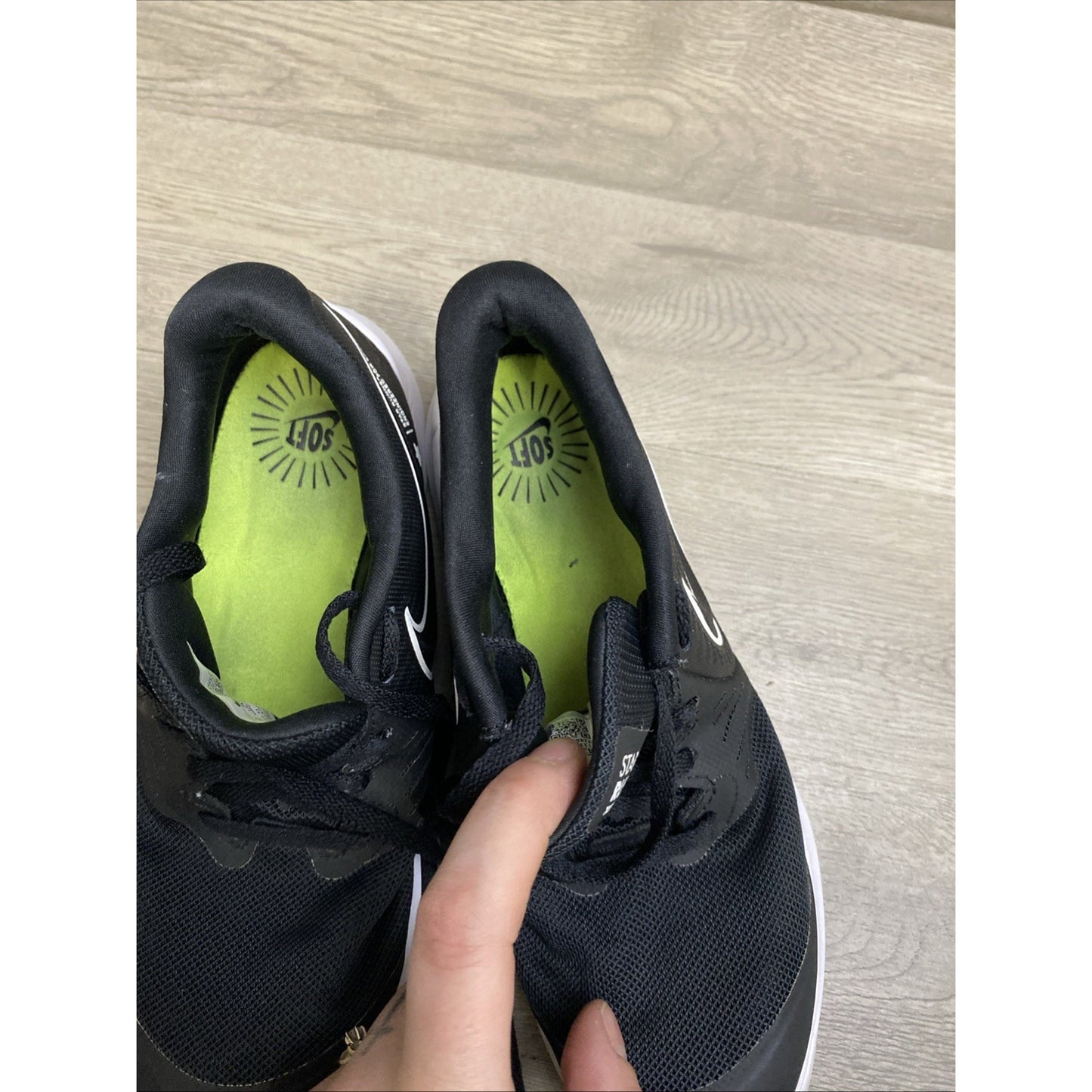 Nike Black Star Runner Black and White Running Shoes 4Y