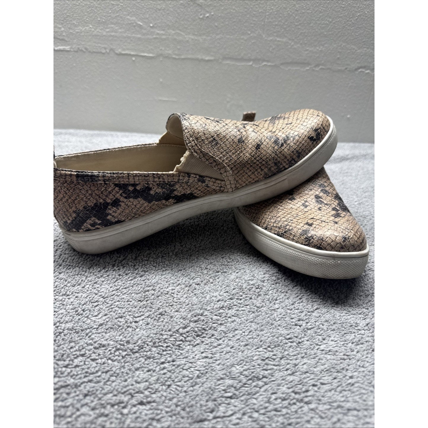 Felicitous By Fergie Faux Snake Print Shoes Size8 1/2