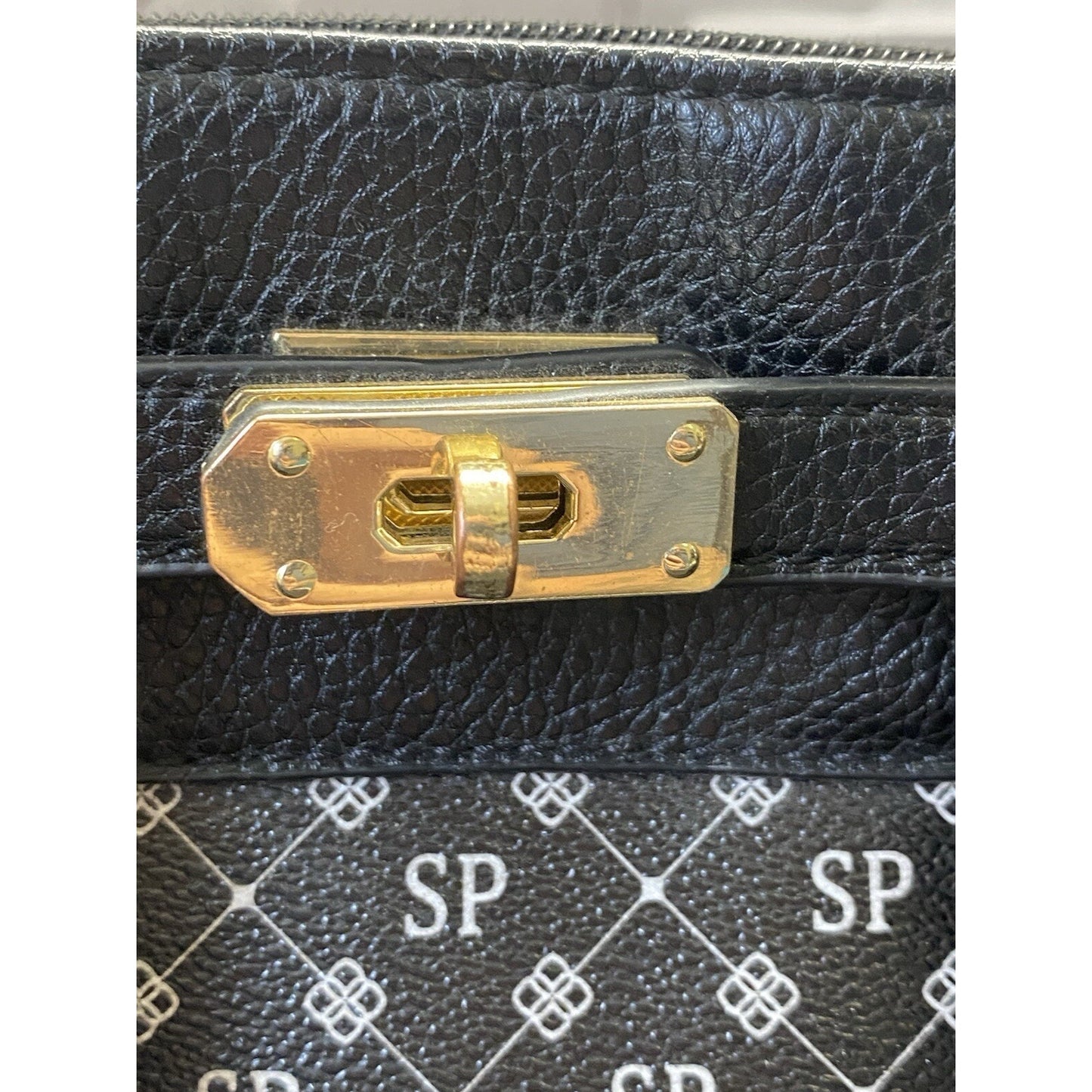 The Danbury Mint Hangbag Initial Purse “SP” Initials