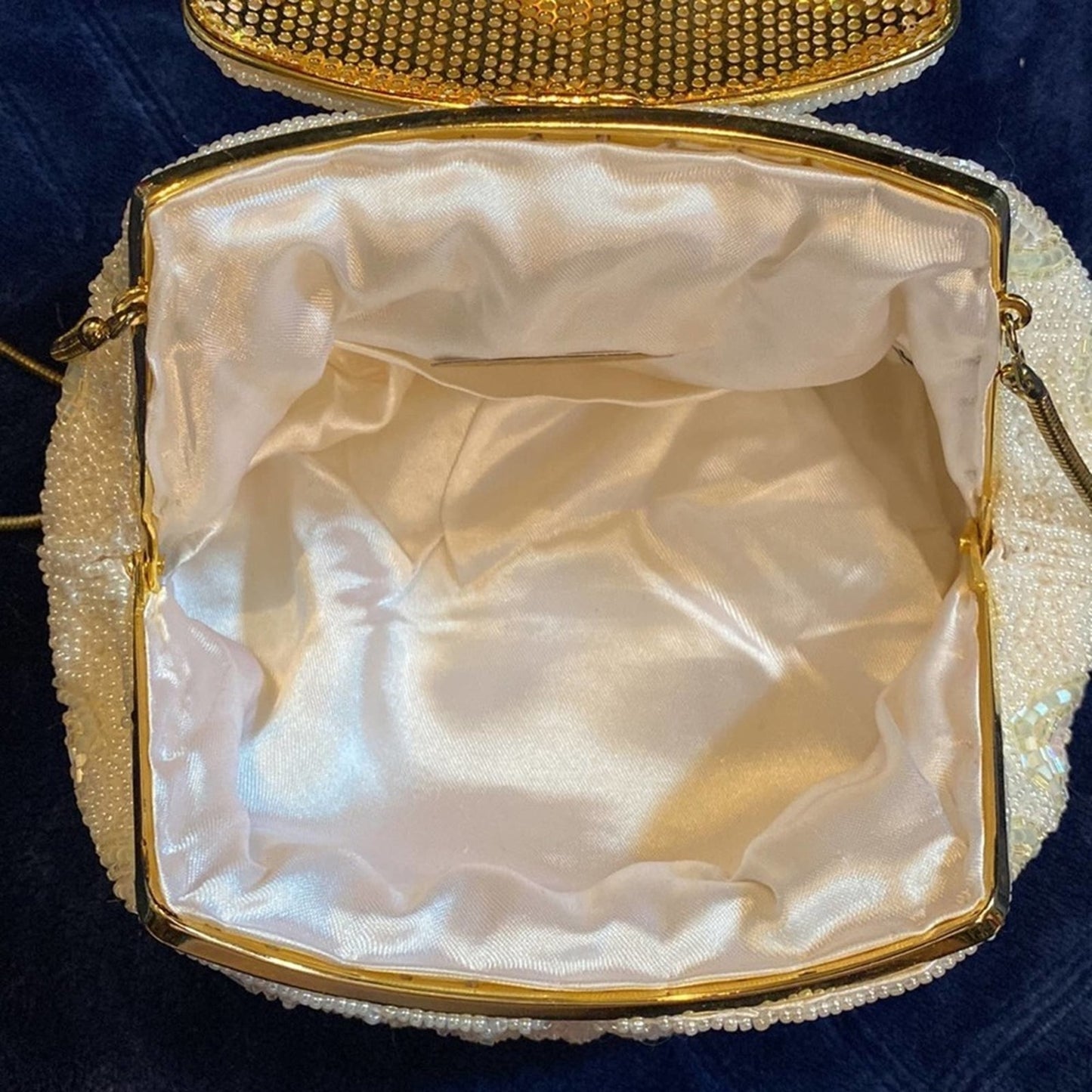 RARE! Vintage La Regale Fully Beaded White Iridescent Wedding Purse w/Gold Strap