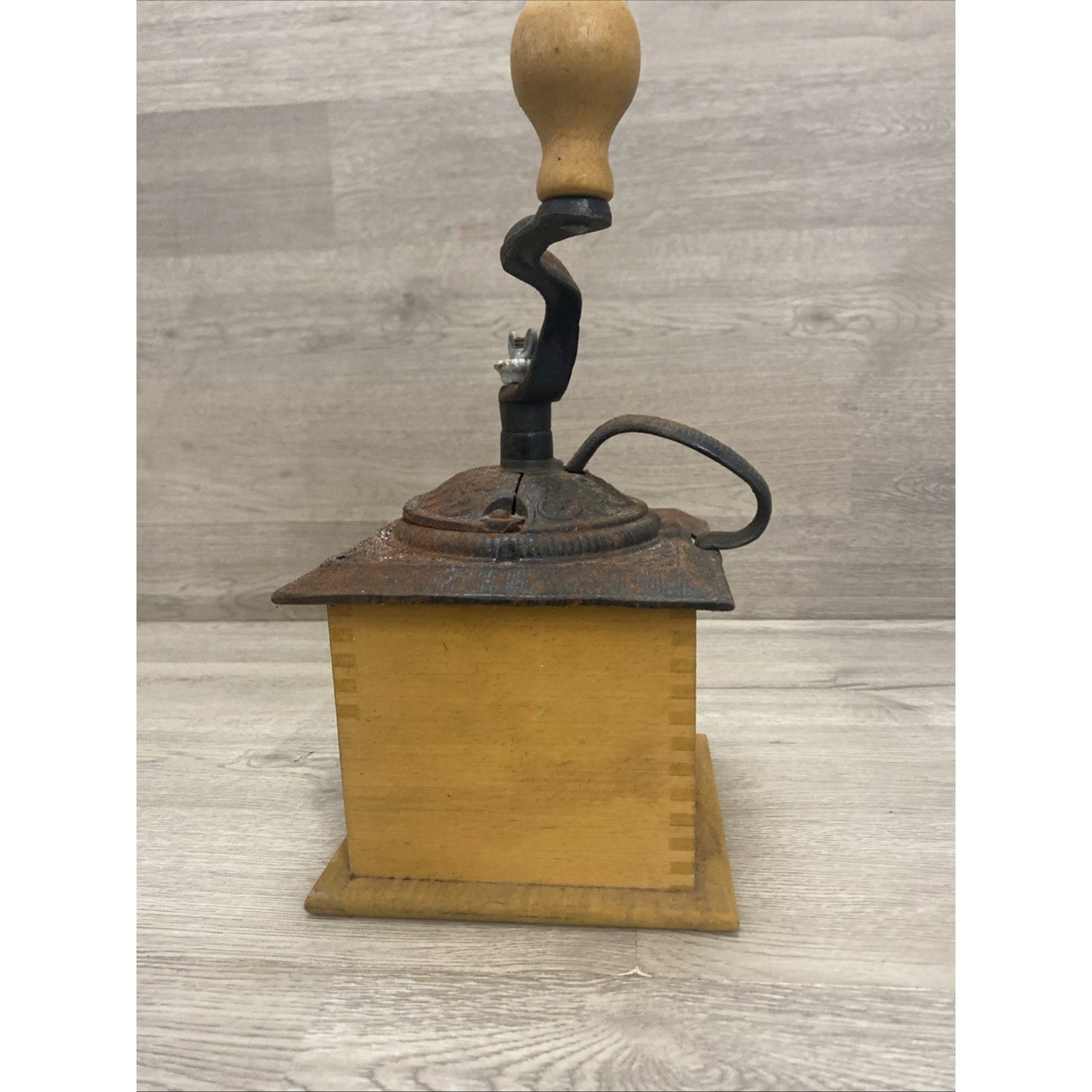 VINTAGE COLONIAL NO 1707 COFFEE MILL GRINDER WRIGHTSVILLE HARDWARE COMPANY