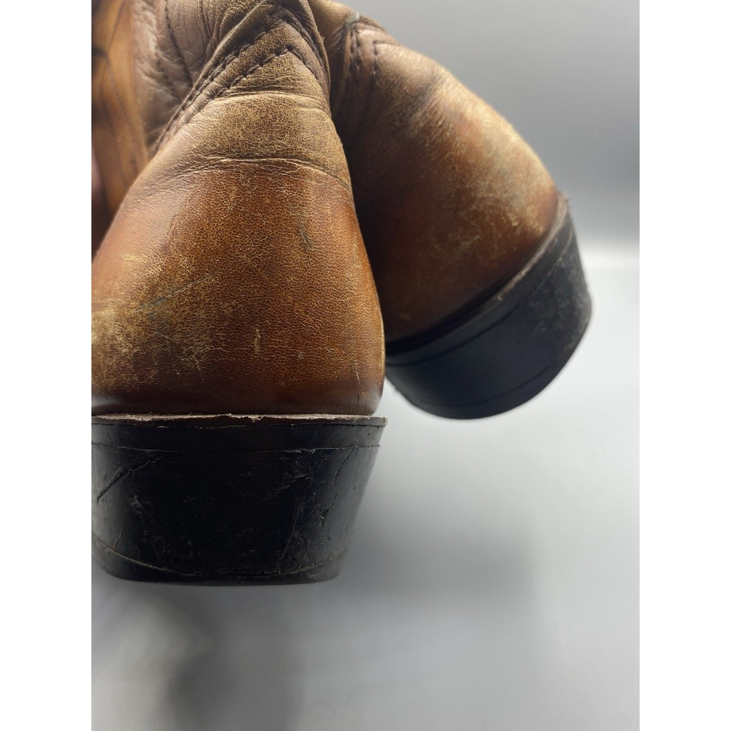 Vintage Durango 7330 SZ 6M Distressed Cowboy Boots