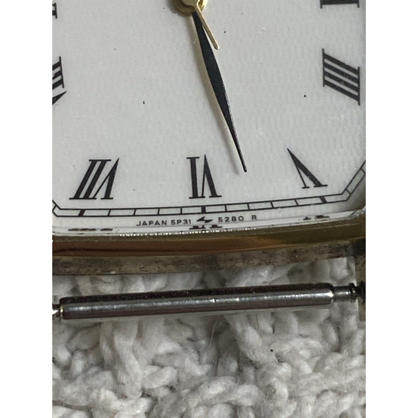 Vintage SEIKO Chariot 5P31-5190 Gold Men's Quartz Watch From JAPAN