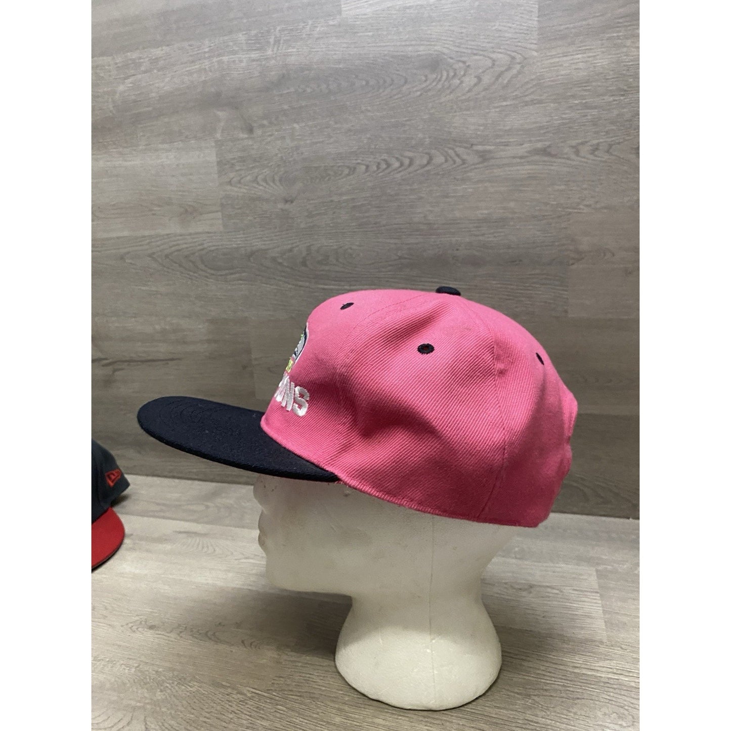 2015 SEAHAWKS Champions Hat Seattle Black Hot Pink Women's