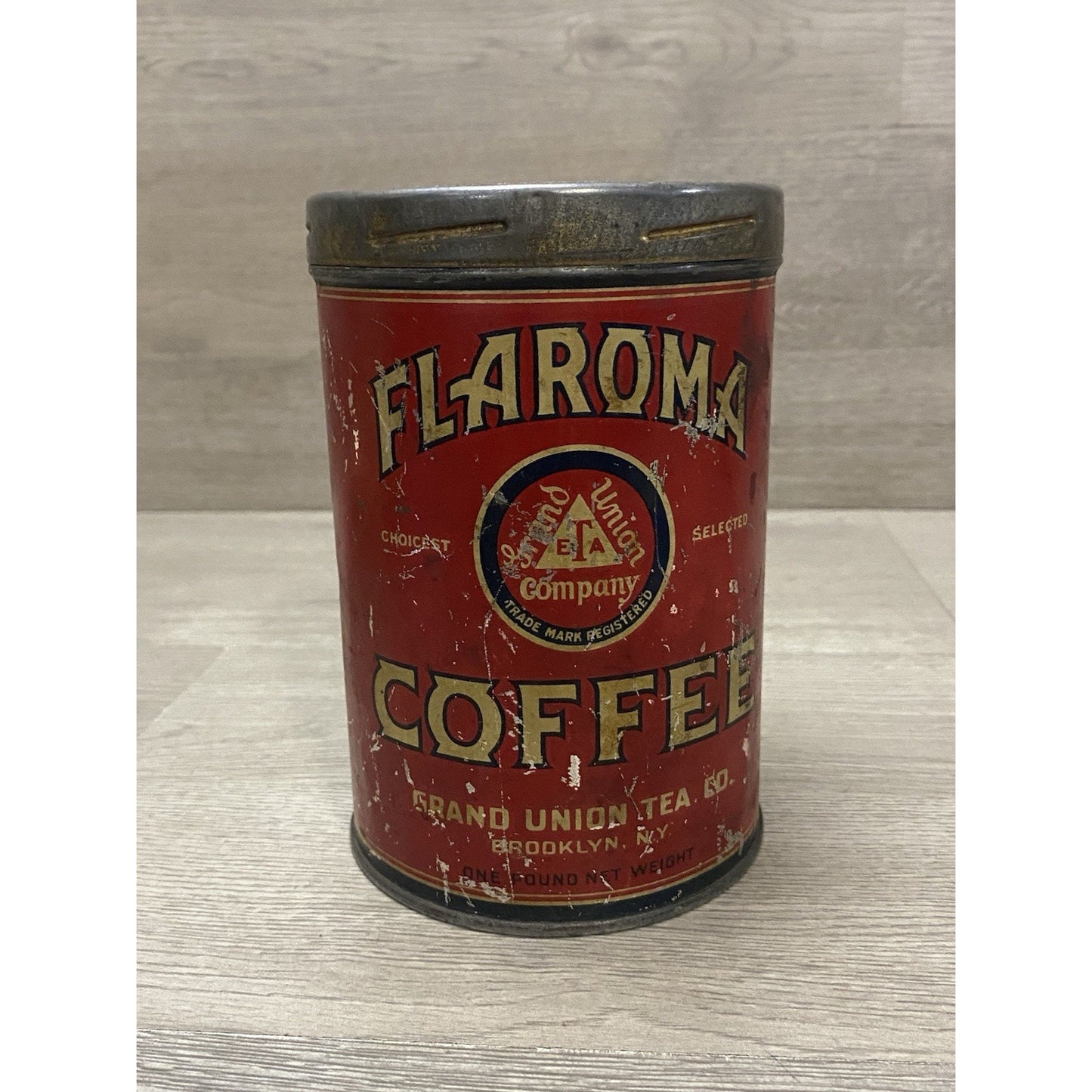 VINTAGE FLAROMA BRAND COFFEE TIN CAN 1 LB., GRAND UNION TEA CO., BROOKLYN, NY