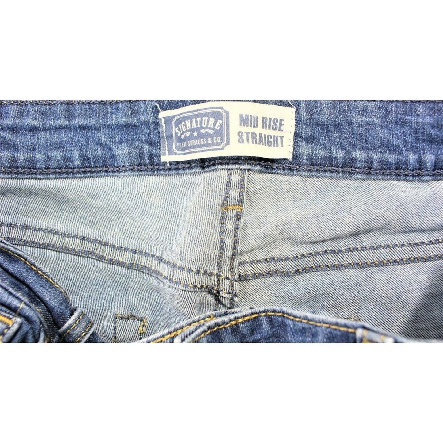 Levi Strauss Signature Mid Rise Straight Jeans Size 14L Medium Wash