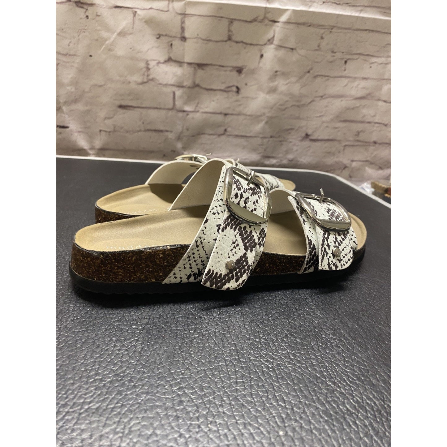 Madden Girl Sandals 🩴 8M Slides Women’s Snakeskin Print Buckle Footbed Open Toe