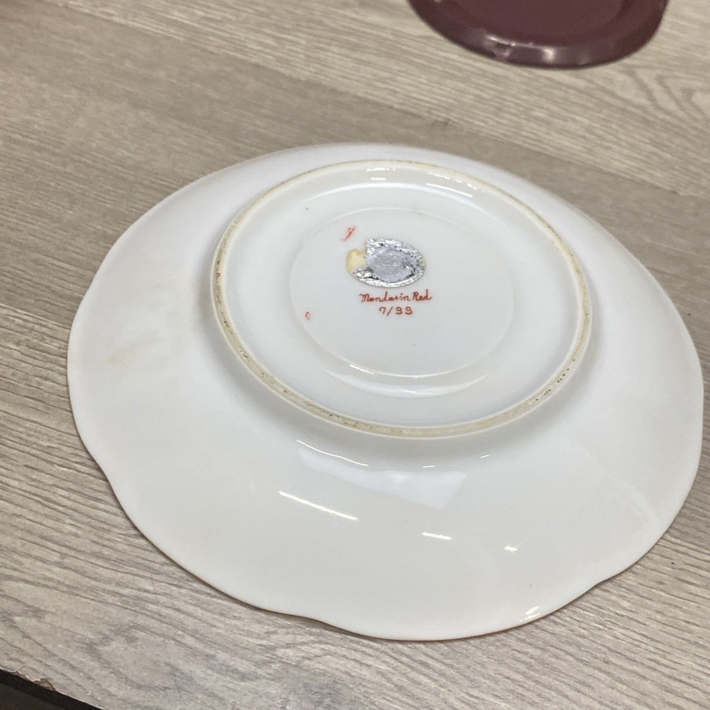 VTG Norcrest Teacup & Saucer Manderin Red 7/33 W/ Gold Scalloped & Floral Design