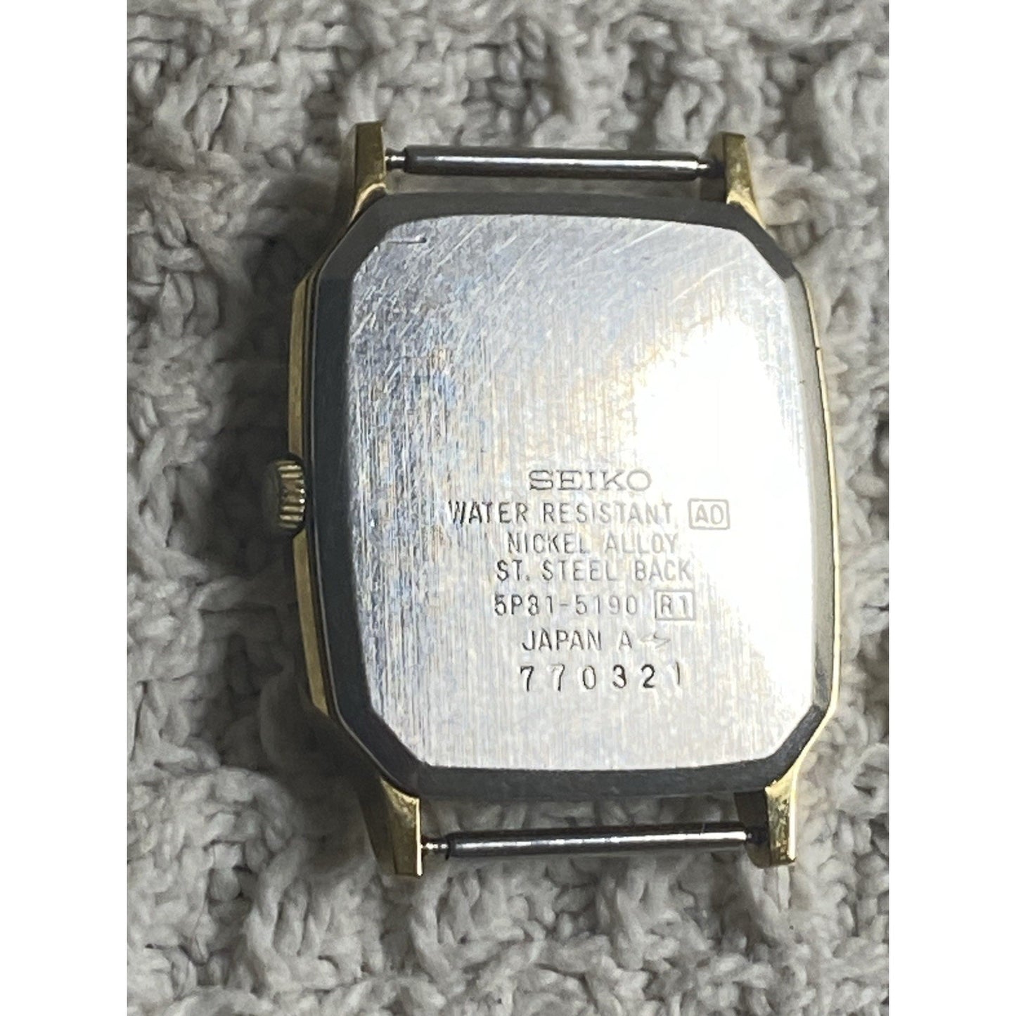 Vintage SEIKO Chariot 5P31-5190 Gold Men's Quartz Watch From JAPAN