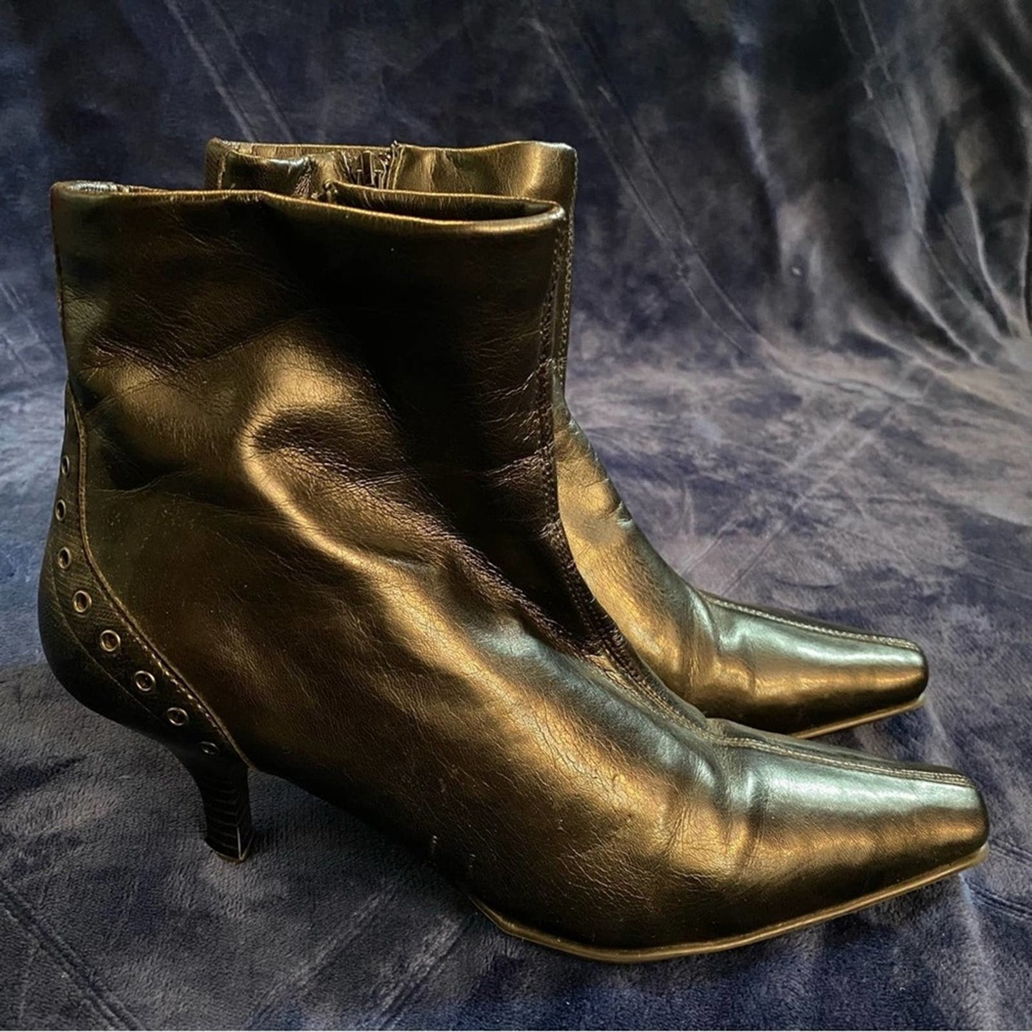 Liz Claiborne Flex Black Lucent Pointed Toe Ankle Boots