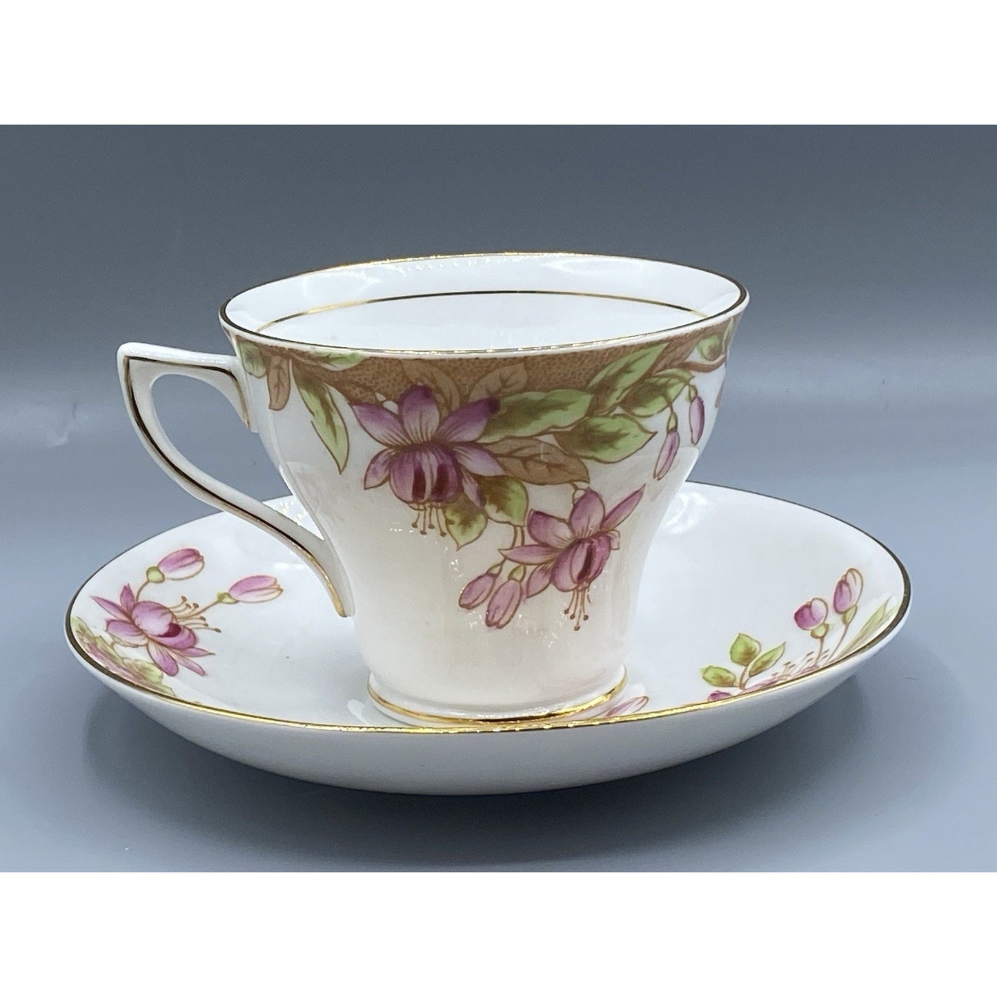 Lovely Rosina Pink Fuchsia Fine Bone China TeaCup & Saucer Made in England #4943