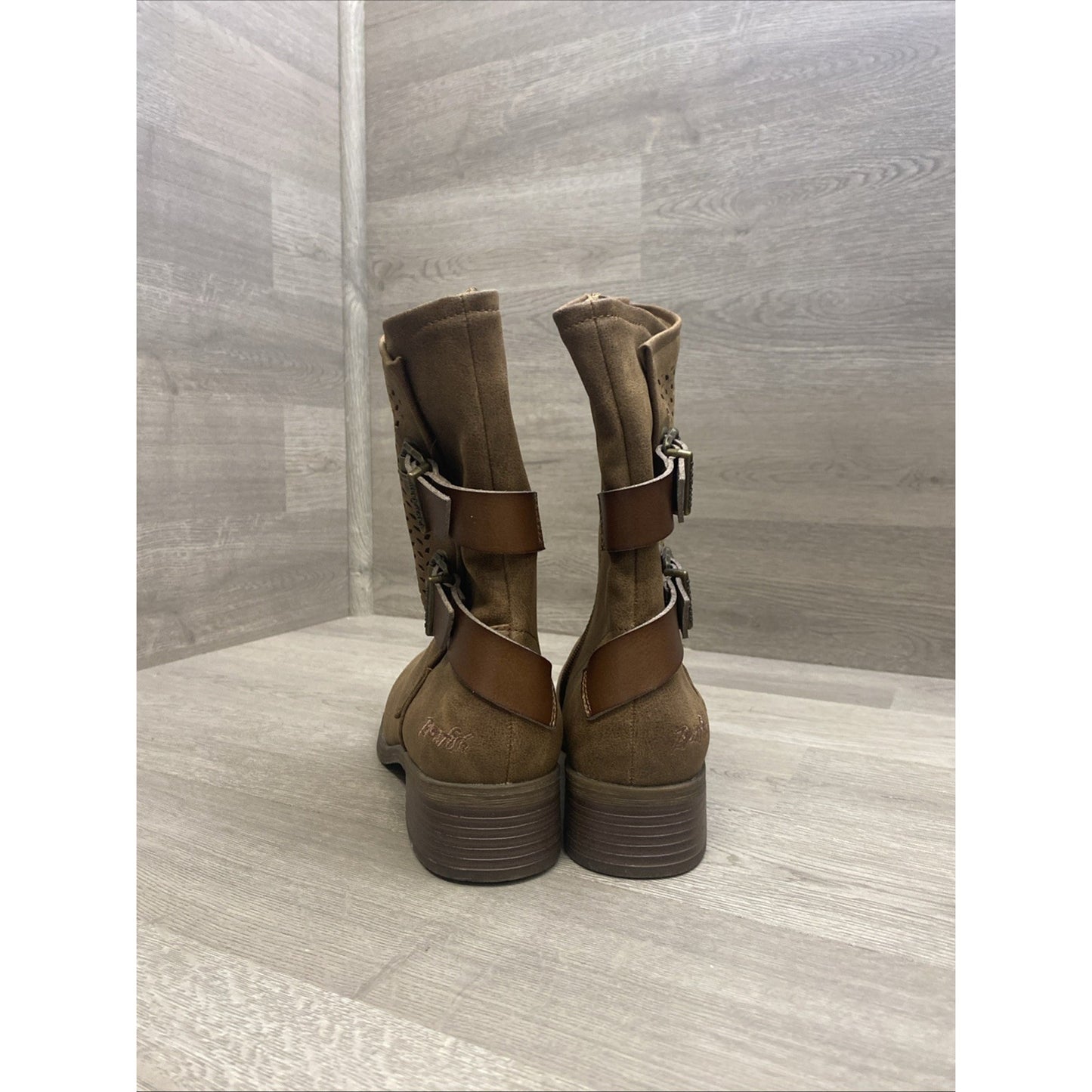Blowfish Booties Size 7 Tan w Brown Straps & Side Zip Heels Comfort Souls